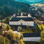 Sovi Dom- Historicke Z 19 Storocia, 4km Od Banskej Stiavnice