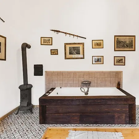 Sovi Dom- Historicke Z 19 Storocia, 4km Od Banskej Stiavnice Holiday home