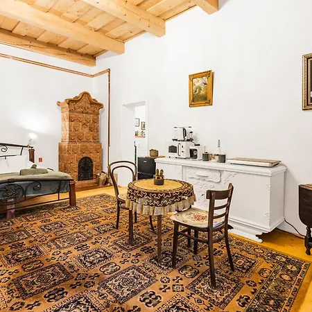 Holiday home Sovi Dom- Historicke Z 19 Storocia, 4km Od Banskej Stiavnice *