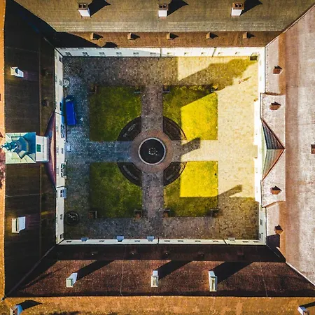 Semesterbostad Sovi Dom- Historicke Z 19 Storocia, 4km Od Banskej Stiavnice *