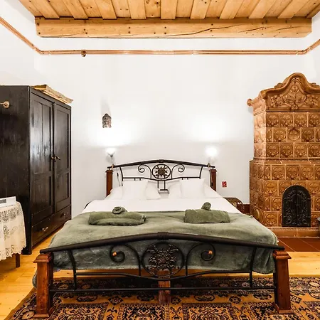 Holiday home Sovi Dom- Historicke Z 19 Storocia, 4km Od Banskej Stiavnice