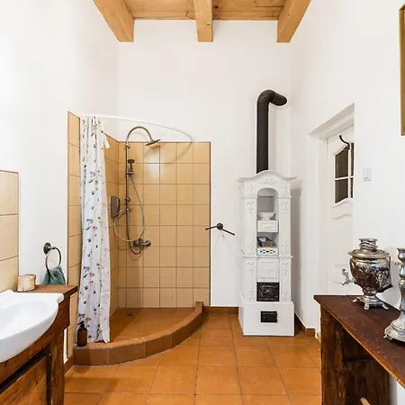 Sovi Dom- Historicke Z 19 Storocia, 4km Od Banskej Stiavnice *