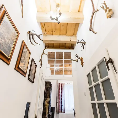 Sovi Dom- Historicke Z 19 Storocia, 4km Od Banskej Stiavnice Holiday home *