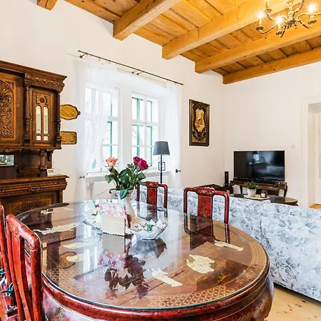 Sovi Dom- Historicke Z 19 Storocia, 4km Od Banskej Stiavnice Holiday home