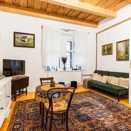 Sovi Dom- Historicke Z 19 Storocia, 4km Od Banskej Stiavnice * Svaty Anton