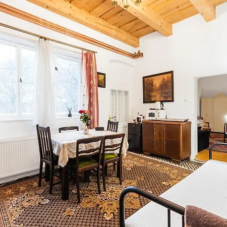 Sovi Dom- Historicke Z 19 Storocia, 4km Od Banskej Stiavnice Holiday home Svaty Anton