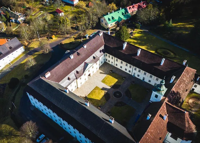 Сasa de vacaciones Soví Dom- Historické Z 19 Storočia, 4km Od Banskej štiavnice