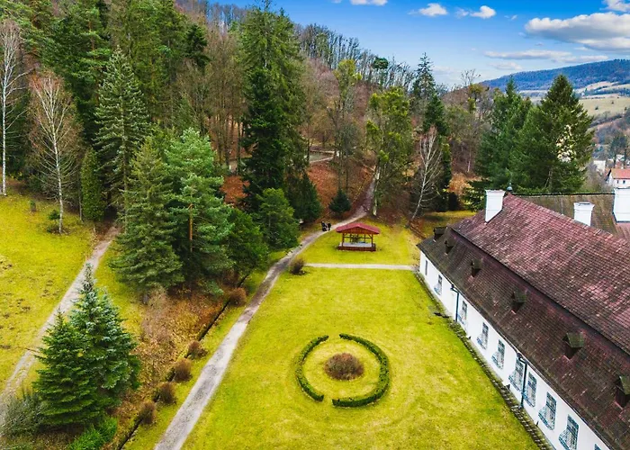 Soví Dom- Historické Z 19 Storočia, 4km Od Banskej štiavnice Сasa de vacaciones *